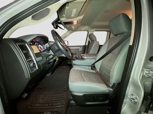 Used 2018 RAM 1500 Big Horn image 17