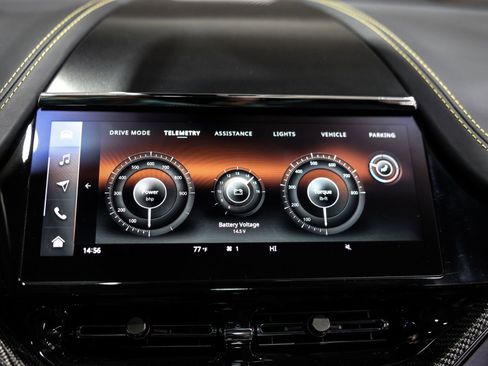 Used 2025 Aston Martin DBX 707 image 34