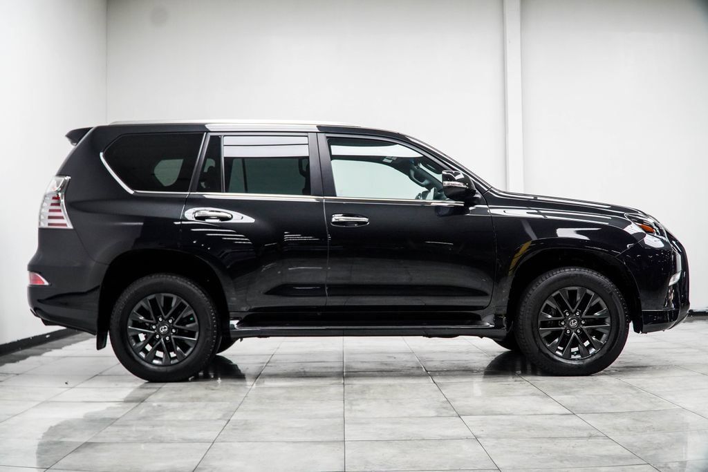 Used 2023 Lexus GX 460 Premium w/ Premium Package AWD/4WD image 8
