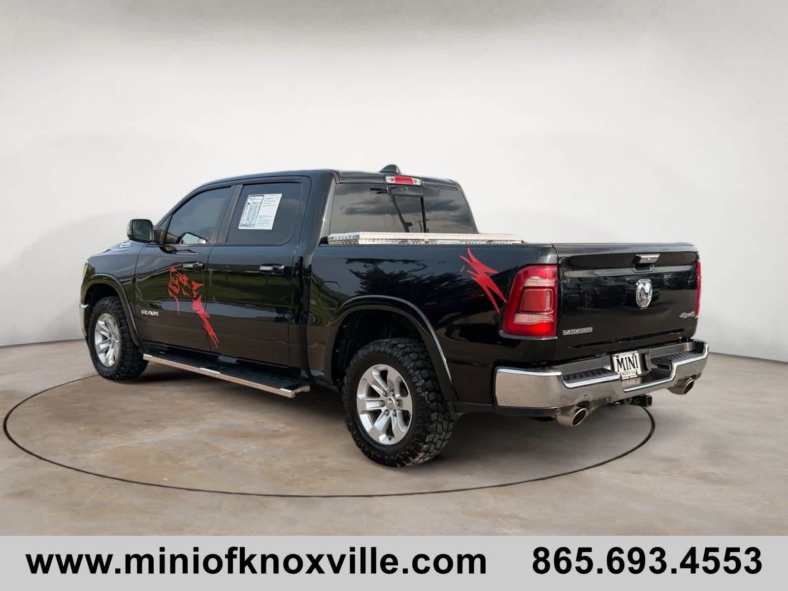 Used 2021 RAM 1500 Laramie AWD/4WD image 5