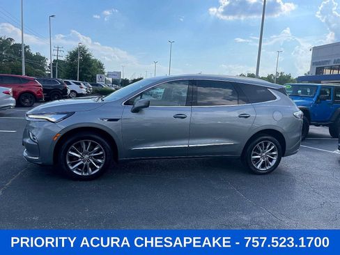 Used 2023 Buick Enclave Avenir w/ Avenir Technology Package AWD/4WD image 3