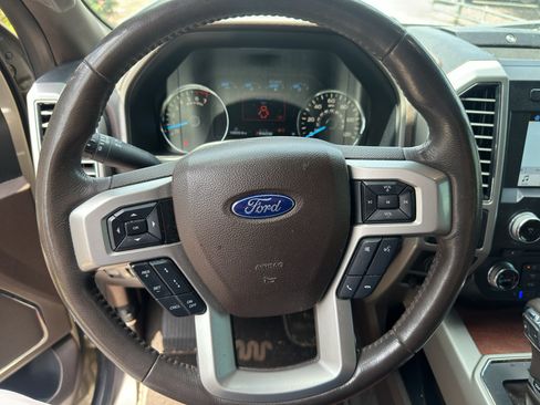 Used 2018 Ford F150 King Ranch w/ Equipment Group 601A Luxury AWD/4WD image 25