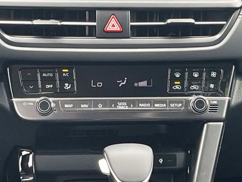 New 2026 Kia Seltos EX FWD image 15