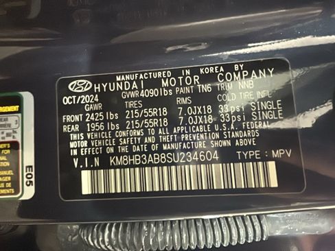 Used 2025 Hyundai Kona SEL FWD image 11