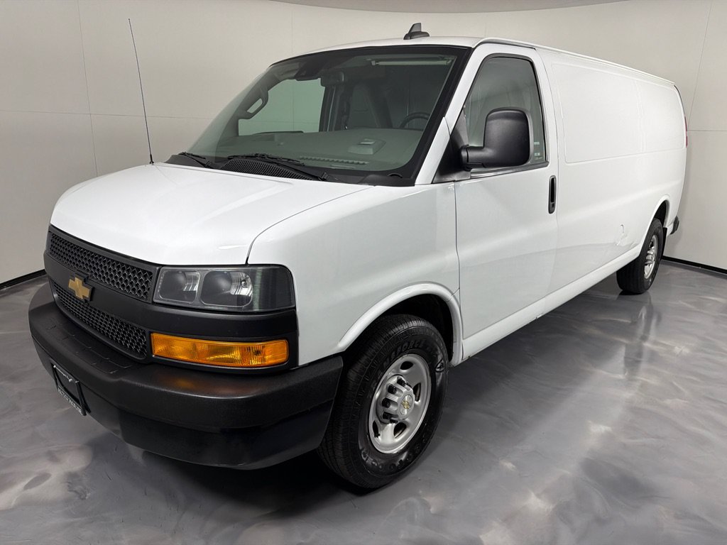 Used 2019 Chevrolet Express 3500 Extended w/ Driver Convenience Package RWD image 6