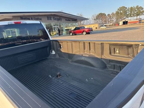 Used 2018 Ford F350 XLT image 22