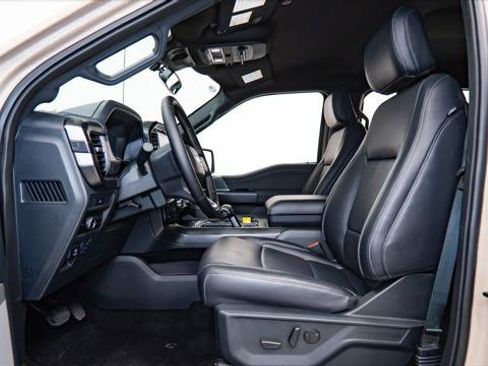 Used 2025 Ford F150 Lariat AWD/4WD image 33