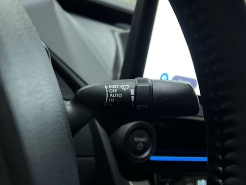 Used 2023 Toyota Prius XLE AWD/4WD image 35