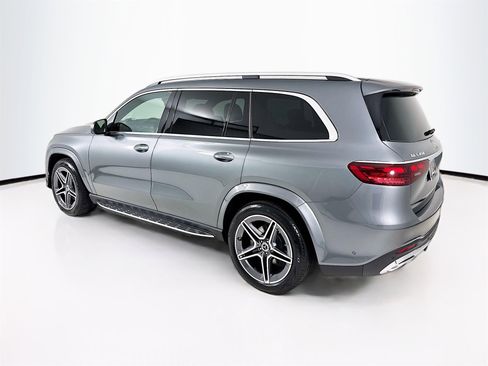 Used 2026 Mercedes-Benz GLS 450 4MATIC image 6