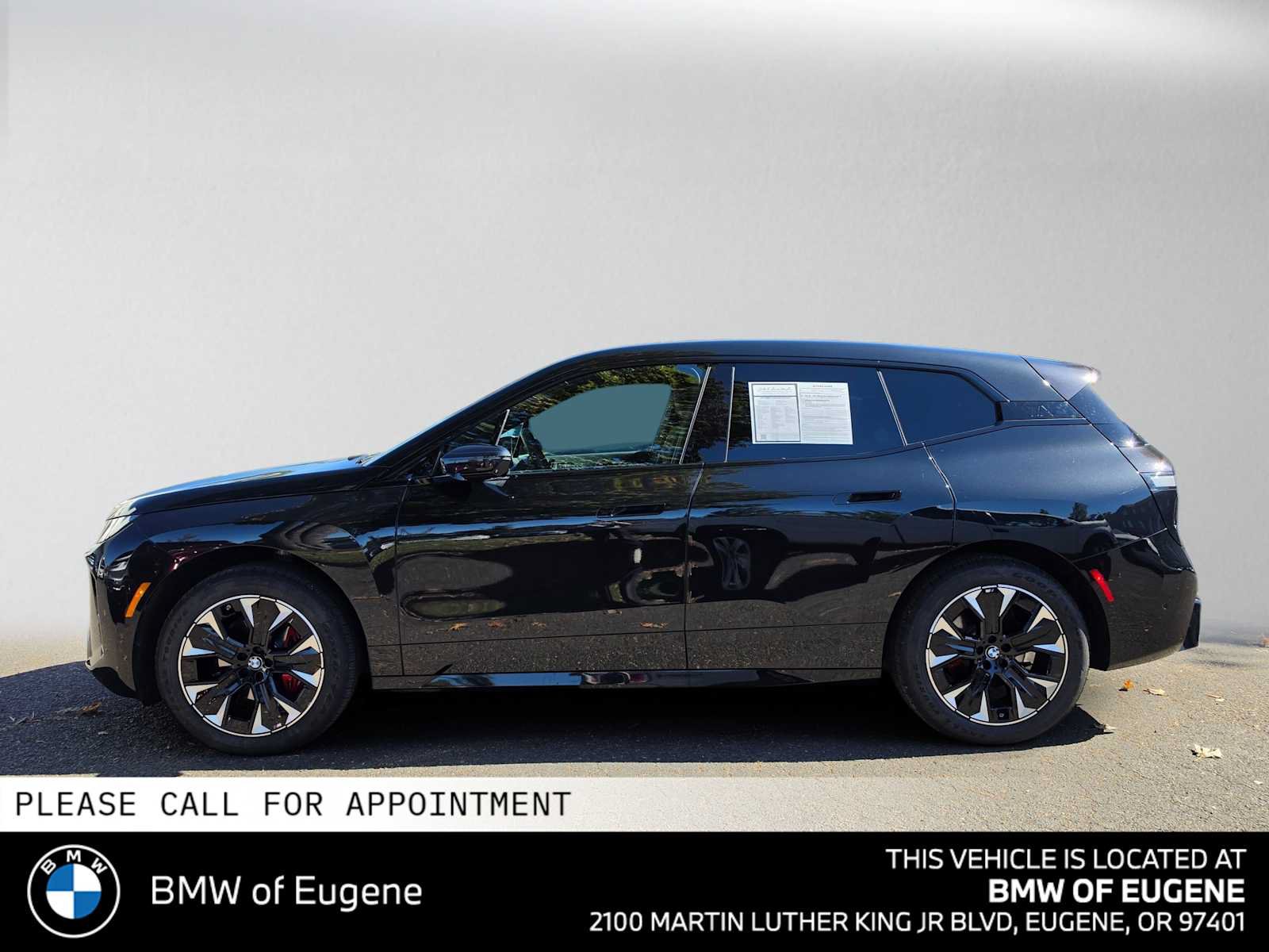 Used 2026 BMW iX xDrive45 w/ M Sport Package AWD/4WD image 6
