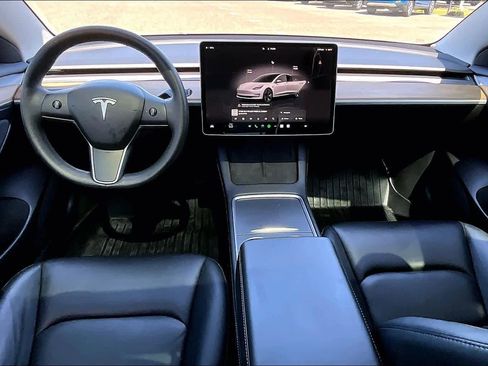 Used 2023 Tesla Model 3 Standard Range RWD image 15
