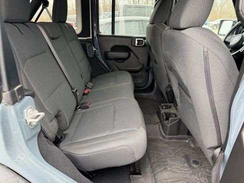 Used 2024 Jeep Wrangler Sport S image 8