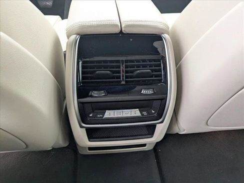 Certified 2021 BMW X5 xDrive40i w/ Premium Package image 17