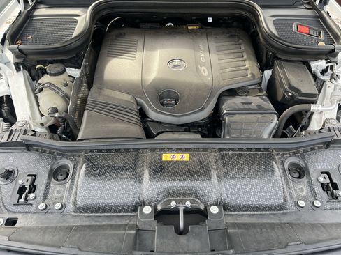 Certified 2024 Mercedes-Benz GLS 450 4MATIC image 36