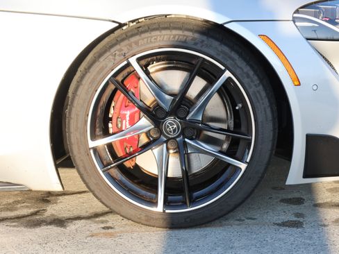 Used 2022 Toyota Supra image 11