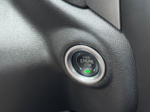 Used 2025 GMC Sierra 1500 Pro w/ Pro Value Package RWD image 19