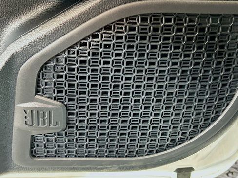 Used 2025 Toyota 4Runner Trailhunter image 16