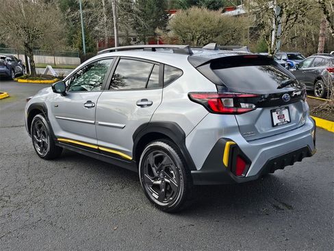 Certified 2025 Subaru Crosstrek 2.5i Sport w/ Crosstrek Mirror Package image 5