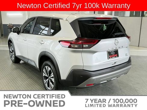 Used 2023 Nissan Rogue SV FWD image 19