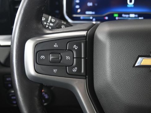 Used 2022 Chevrolet Silverado 1500 LT AWD/4WD image 34