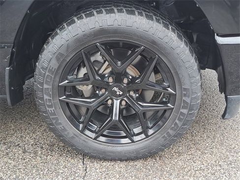 Used 2020 RAM 1500 Big Horn image 4