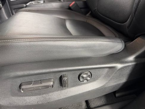 Used 2025 Honda Odyssey EX-L image 21