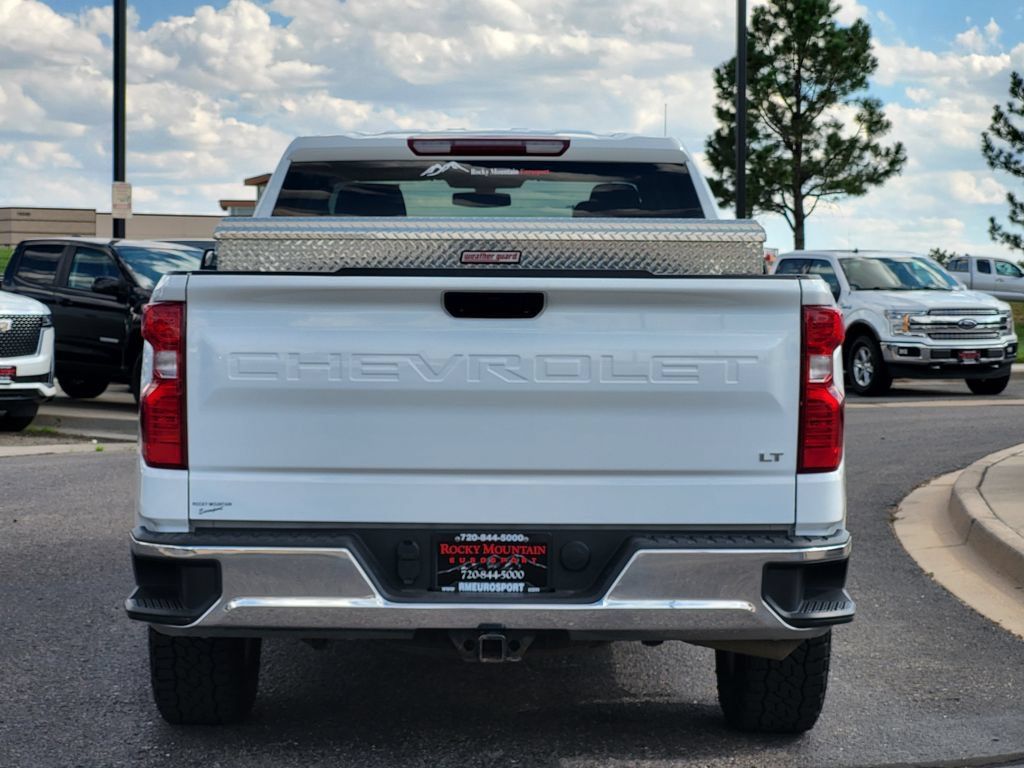 Used 2021 Chevrolet Silverado 1500 LT AWD/4WD image 5