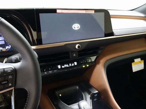 New 2026 Toyota Crown w/ Advanced Technology Package AWD/4WD image 29
