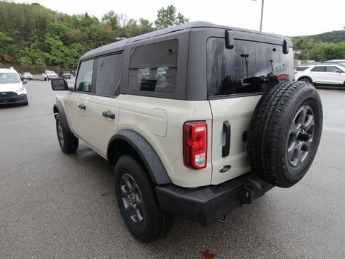 New 2025 Ford Bronco Big Bend image 9