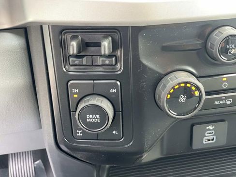 New 2026 Ford F250 4x4 Crew Cab Super Duty image 14