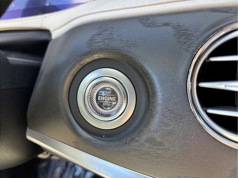 Used 2020 Mercedes-Benz S 560 Sedan image 30