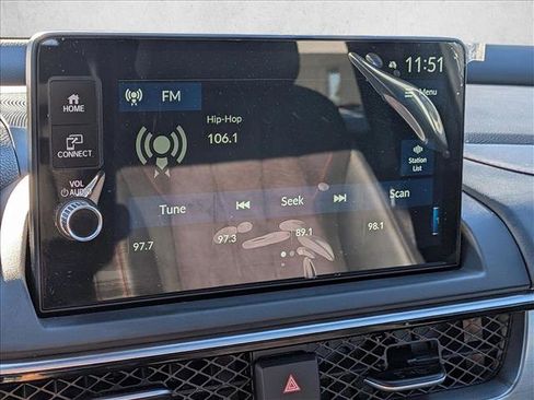 Used 2025 Acura ADX A-Spec image 13