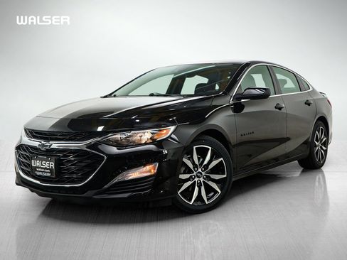 Used 2023 Chevrolet Malibu RS image 1