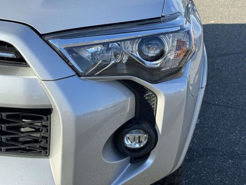 Certified 2022 Toyota 4Runner SR5 Premium image 7