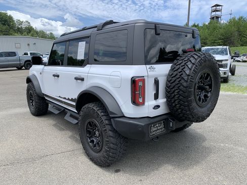 Used 2023 Ford Bronco Wildtrak AWD/4WD image 5