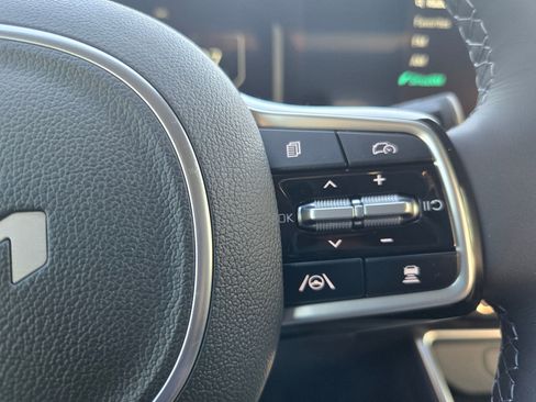 New 2026 Kia Carnival SX Prestige FWD image 28
