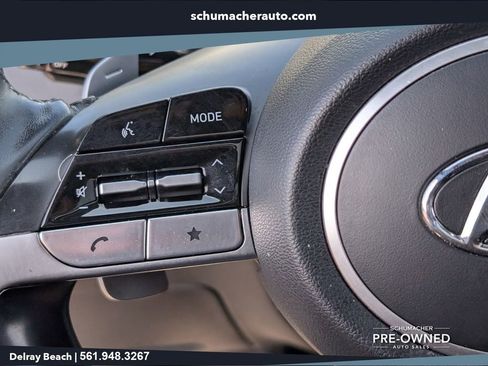 Used 2022 Hyundai Santa Cruz Limited AWD/4WD image 26