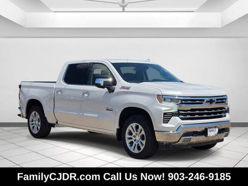 Used 2022 Chevrolet Silverado 1500 LTZ AWD/4WD image 1