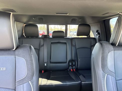 New 2026 RAM 3500 Laramie AWD/4WD image 28