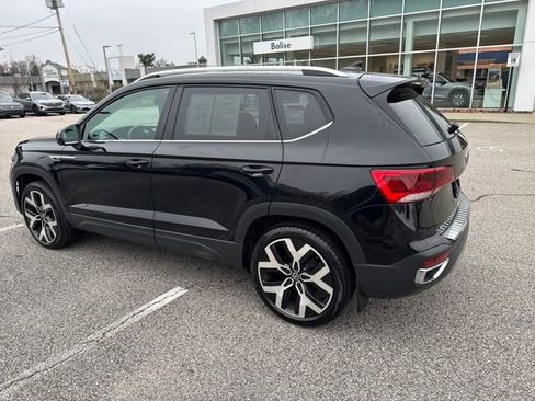 Certified 2023 Volkswagen Taos SEL image 6