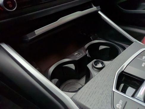 Used 2026 BMW 230i Coupe w/ Premium Package image 7