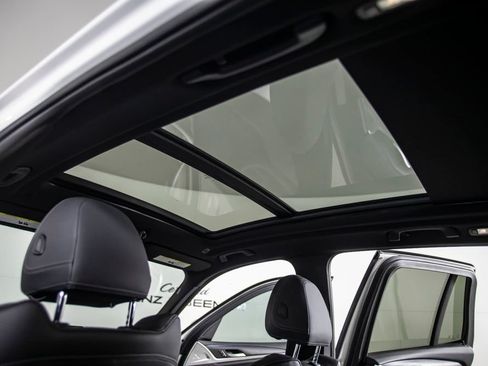 Used 2024 BMW X3 sDrive30i w/ M Sport Package RWD image 25