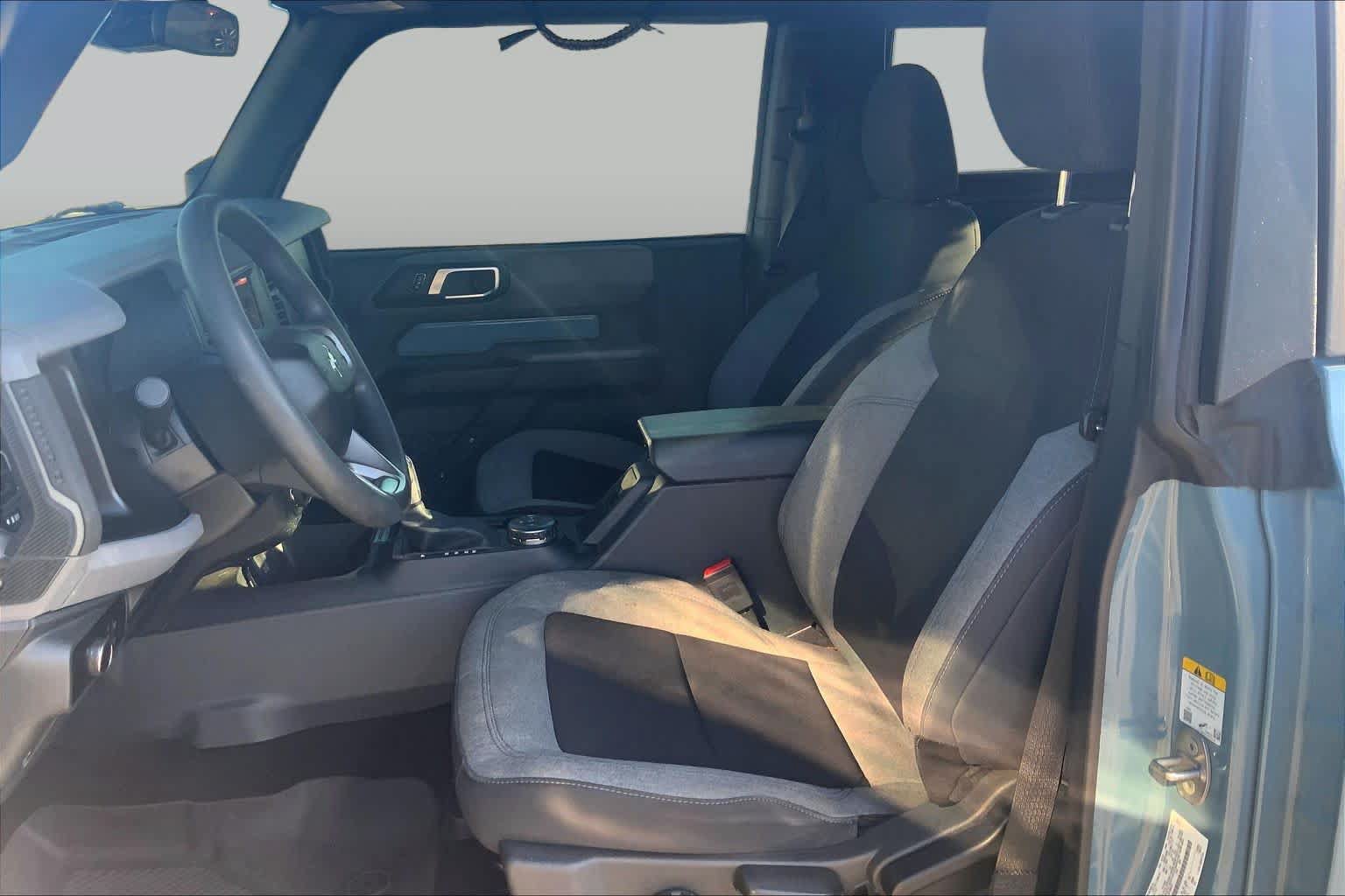Used 2023 Ford Bronco 2-Door AWD/4WD image 7