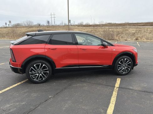 New 2025 Cadillac Optiq Sport 2 w/ LPO, Floor Liner Package image 4