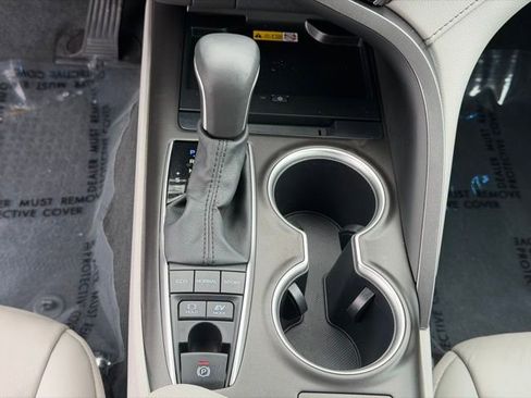 Certified 2023 Toyota Camry XLE w/ Navigation Package image 20