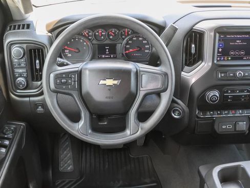 Used 2023 Chevrolet Silverado 1500 Custom AWD/4WD image 13
