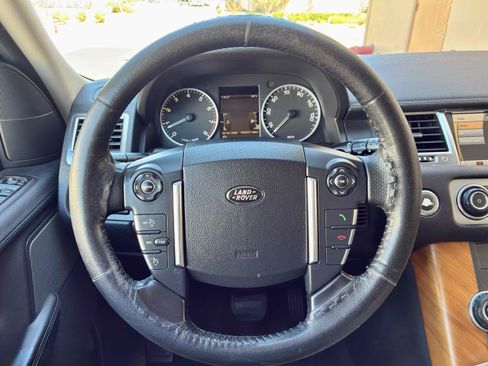 Used 2011 Land Rover Range Rover Sport HSE AWD/4WD image 19