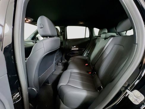 New 2025 Mercedes-Benz GLA 250 4MATIC image 21