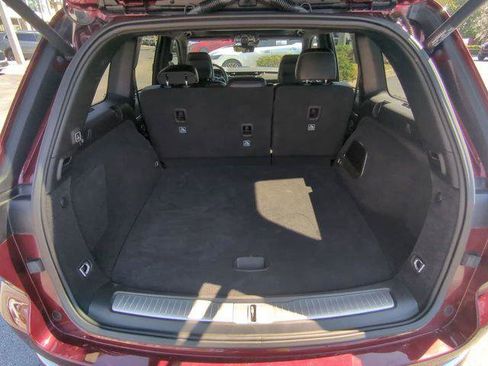 Certified 2023 Jeep Grand Cherokee Overland w/ Luxury Tech Group IV image 14