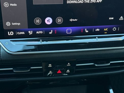 New 2025 Volkswagen GTI SE image 19